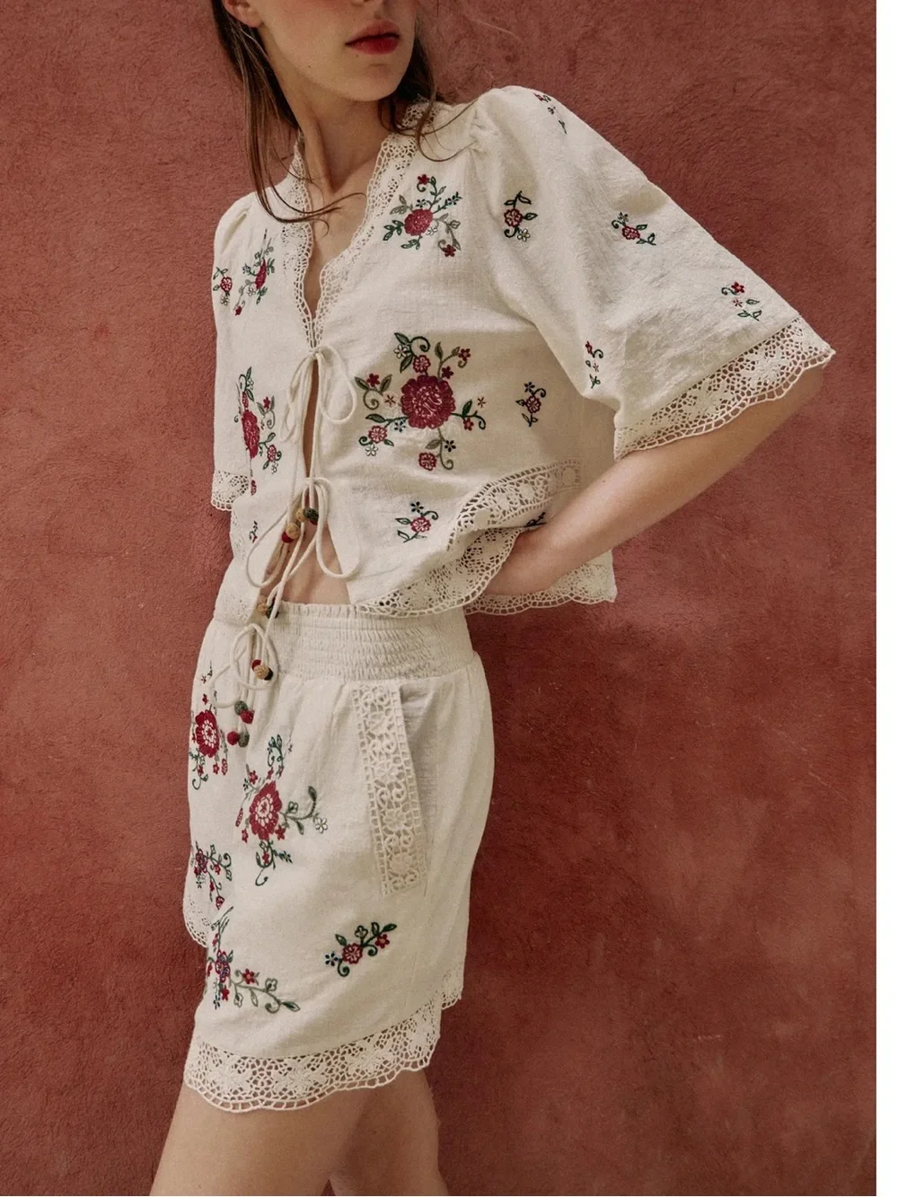 Zara 2 Pieces Embroidered Cotton Floral Top & Matching Shorts NWT